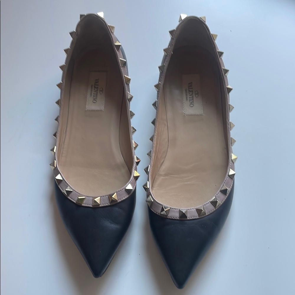 Valentino Black Flats Classic Design